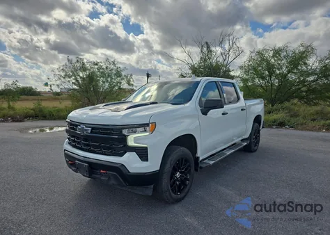 2022 Chevrolet Silverado K1500 Lt Trail Boss z USA, uszkodzony, nr VIN 3GCUDFELXNG514100